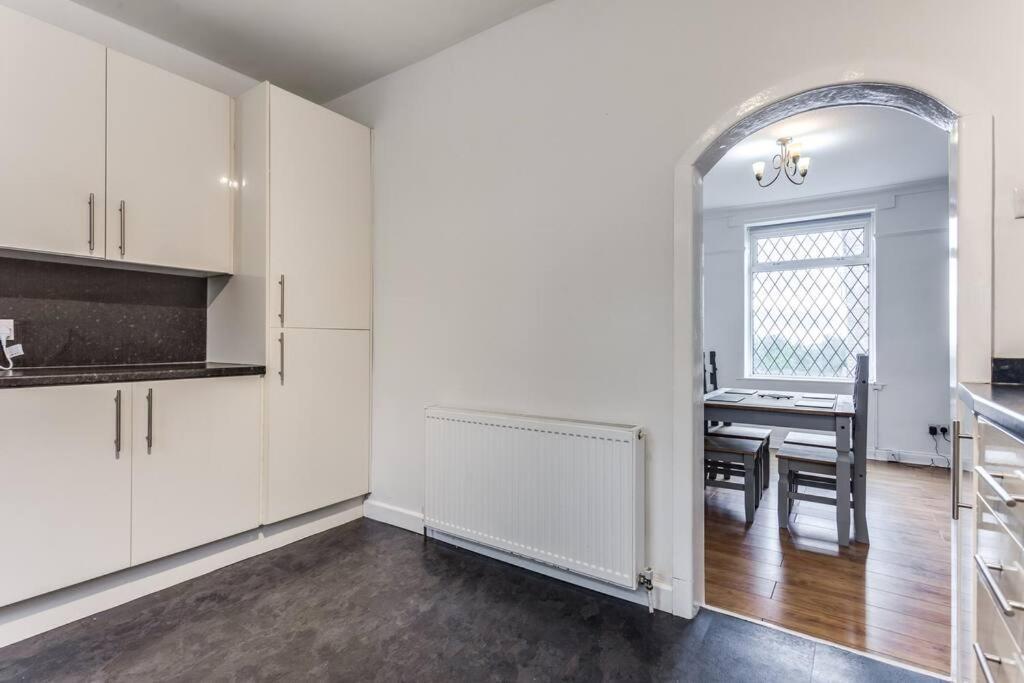 Holiday home Victorian Terrace, East Ardsley